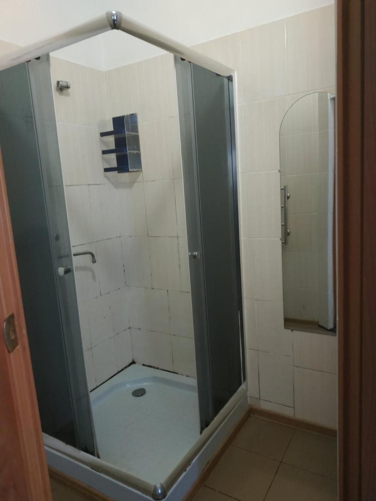 Gelena Гостьовий Двір Úzhgorod Exterior foto